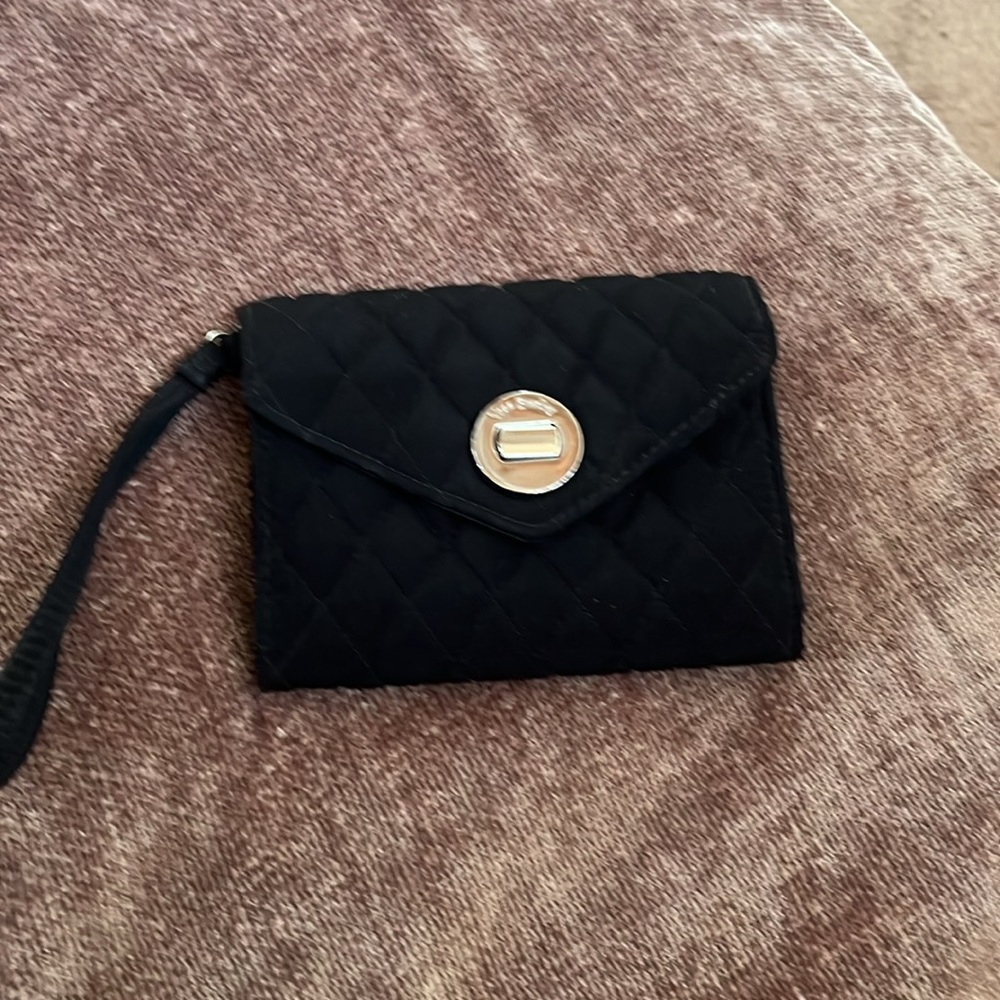 Vera Bradley Your Turn Lock Black Quilted Wristlet Wallet